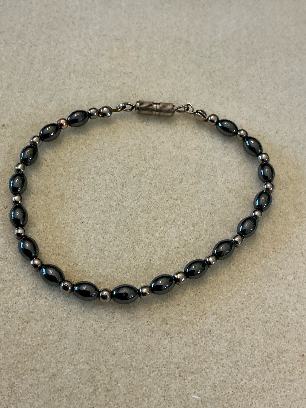 Hematite Beaded Women's Bracelet - Black 7 1/2”